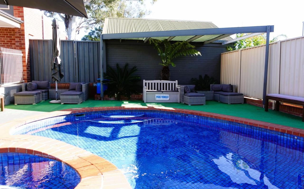 Golden Reef Motor Inn Bendigo Exterior photo